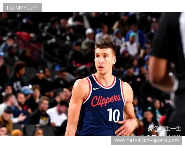 博格丹诺维奇三分稳稳入账，老鹰主场持续高涨